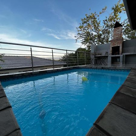 Moya-Sky Apartment Komatipoort Bagian luar foto