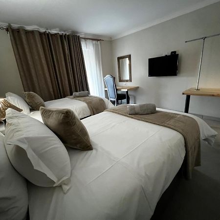 Moya-Sky Apartment Komatipoort Bagian luar foto