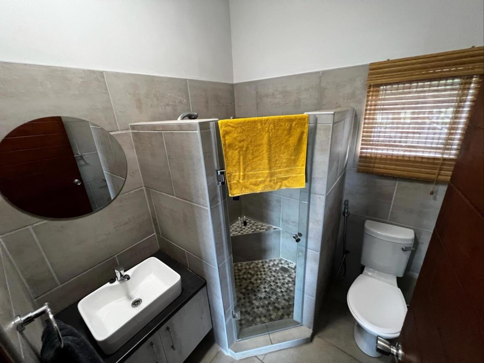 Moya-Sky Apartment Komatipoort Ruang foto
