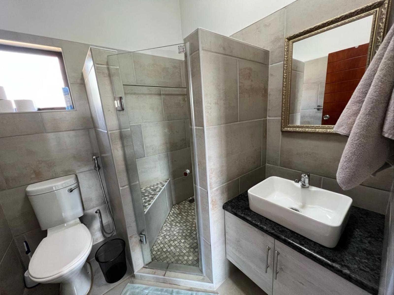 Moya-Sky Apartment Komatipoort Ruang foto